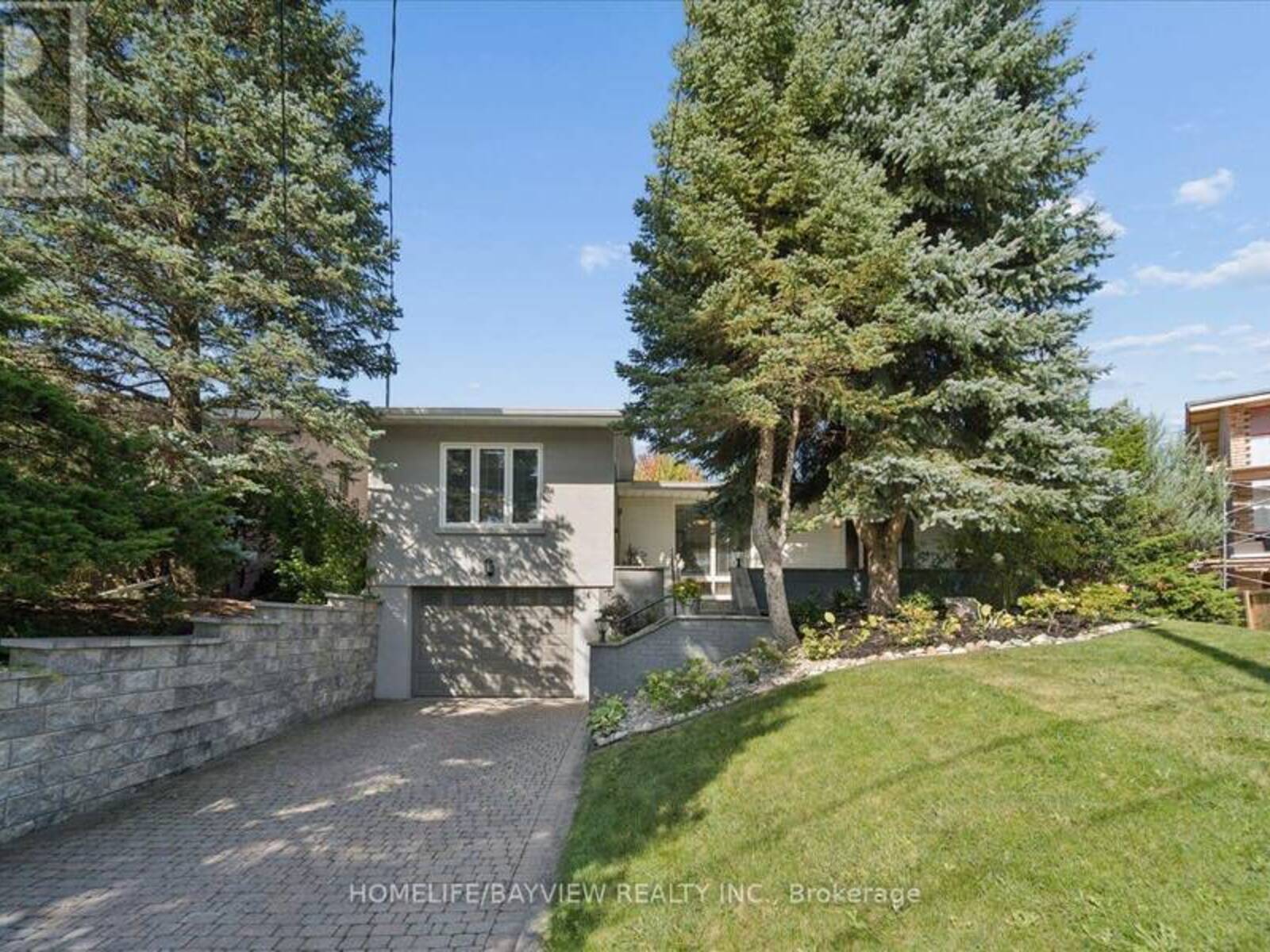 24 RAVENSCROFT CIRCLE, Toronto, Ontario M2K 1W9