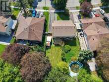 225 HOLLYBERRY TRAIL | Toronto Ontario | Slide Image Twenty-eight