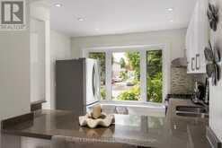 225 HOLLYBERRY TRAIL | Toronto Ontario | Slide Image Eight