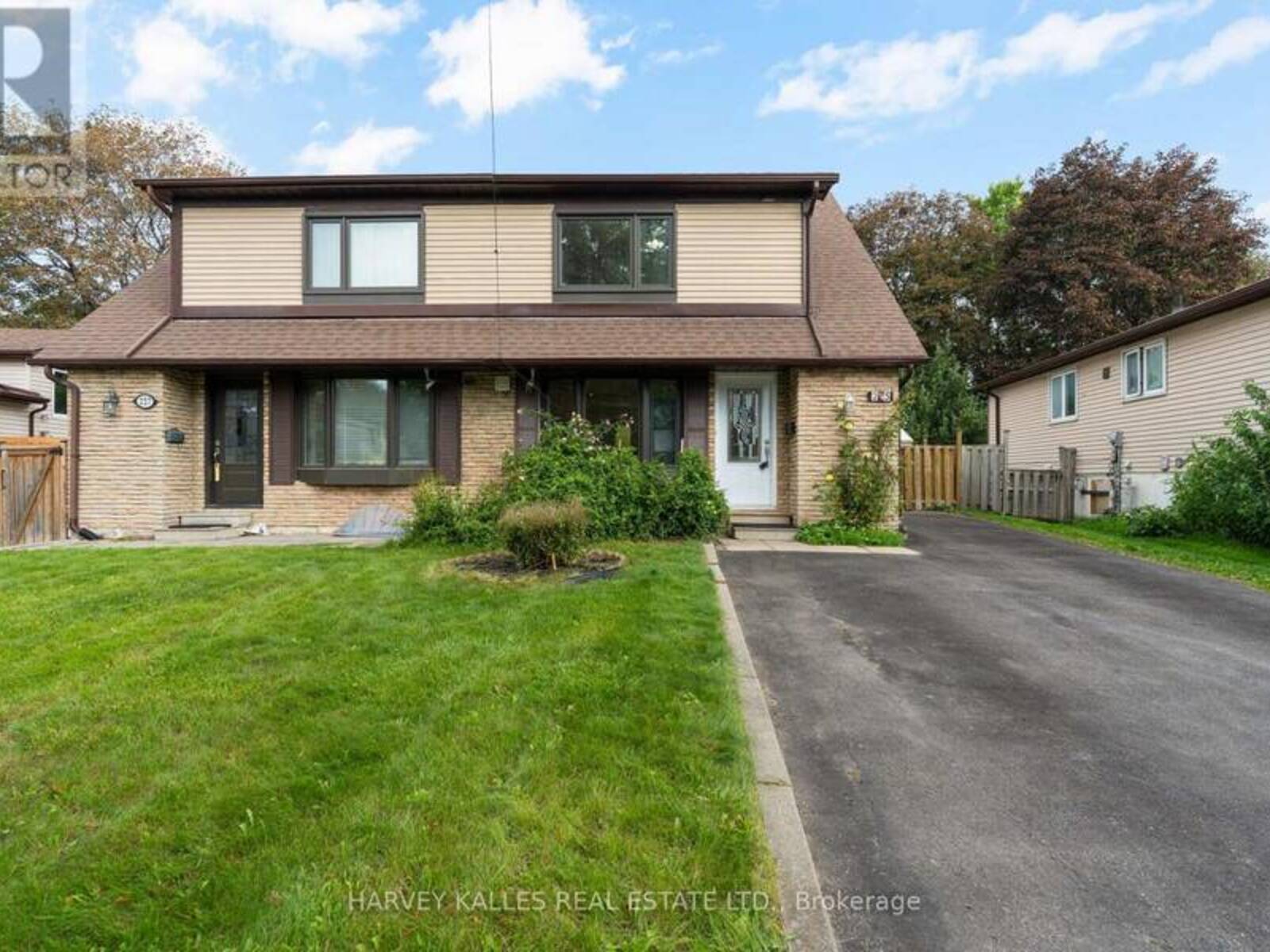 225 HOLLYBERRY TRAIL, Toronto, Ontario M2H 2P3