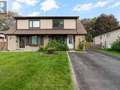 225 HOLLYBERRY TRAIL Toronto Ontario, M2H 2P3
