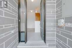 15 HAYDOCK WAY | Whitby Ontario | Slide Image Four