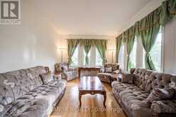 65 STAYNOR CRESCENT | Markham Ontario | Slide Image Four