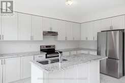147 ROSANNE CIRCLE | Wasaga Beach Ontario | Slide Image Eleven