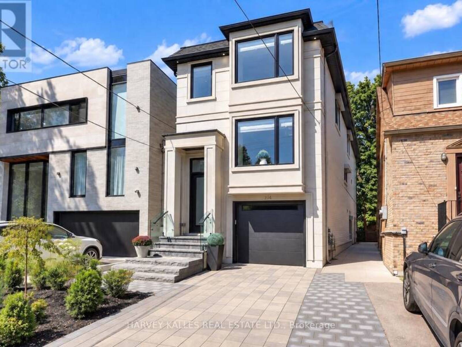 194 SHELDRAKE BOULEVARD, Toronto, Ontario M4P 2B5