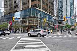 1512 - 1 BLOOR STREET E | Toronto Ontario | Slide Image Two
