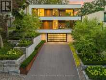 8 FALLINGBROOK WOOD | Toronto Ontario | Slide Image One