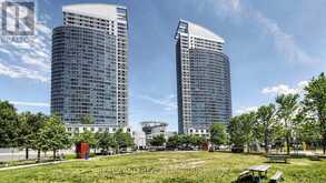 1809 - 38 LEE CENTRE DRIVE | Toronto Ontario | Slide Image Two