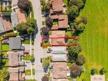 202 COLLINGS AVENUE | Bradford West Gwillimbury Ontario | Slide Image Two