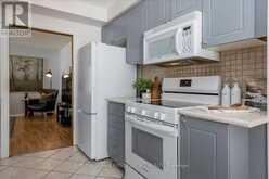 36 CHURCHLAND DRIVE | Barrie Ontario | Slide Image Ten