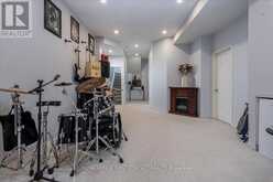 36 CHURCHLAND DRIVE | Barrie Ontario | Slide Image Seventeen