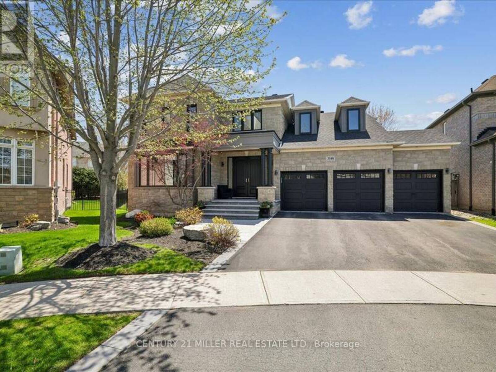 3348 SKIPTON LANE, Oakville, Ontario L6M 0K3