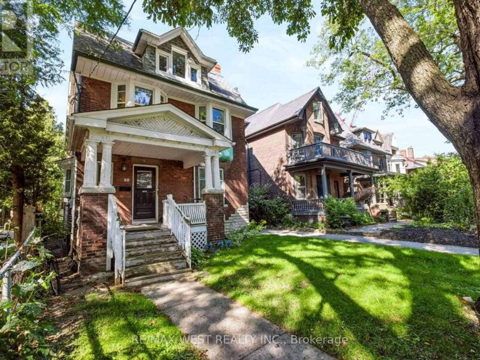 68 BEATY AVENUE, Toronto, Ontario M6K 3B4