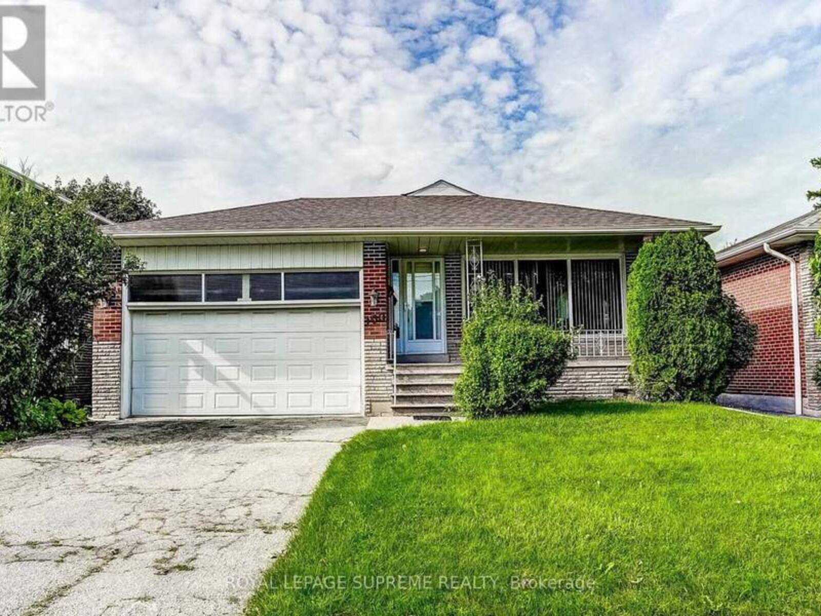 100 SUMMITCREST DRIVE, Toronto, Ontario M9P 1H8