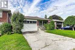 100 SUMMITCREST DRIVE | Toronto Ontario | Slide Image Two