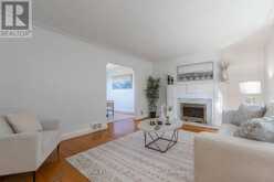 6 REDBERRY PARKWAY | Toronto Ontario | Slide Image Seven