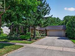 247 SPRING GARDEN ROAD Oakville Ontario, L6L 5H5
