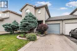 10 RICHVIEW DRIVE | Hamilton Ontario | Slide Image Two