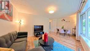 380 GRANGEWOOD DRIVE | Waterloo Ontario | Slide Image Nine