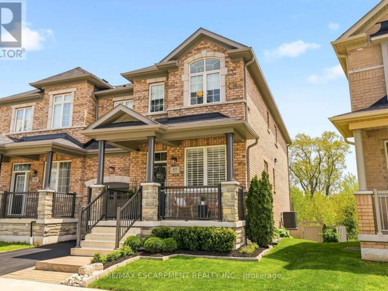 57 RIVERWALK DRIVE, Hamilton, Ontario L8B 1X3