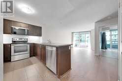 712 - 19 GRAND TRUNK CRESCENT | Toronto Ontario | Slide Image Nine