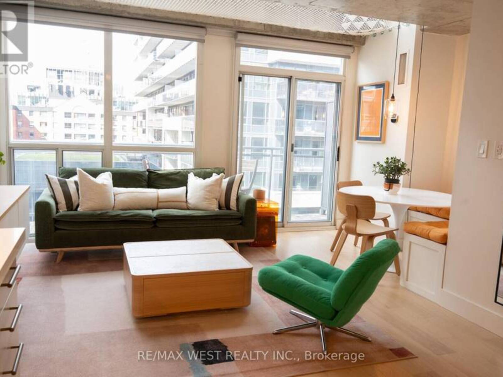 820 - 1029 KING STREET W, Toronto, Ontario M6K 3M9