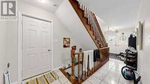 48 MEGAN AVENUE | Toronto Ontario | Slide Image Eighteen