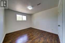 200 FERNDALE DRIVE N | Barrie Ontario | Slide Image Twelve