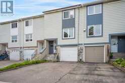 40 HOSKINS SQUARE | Brampton Ontario | Slide Image Two