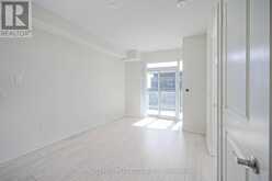 2009 - 38 ANNIE CRAIG DRIVE | Toronto Ontario | Slide Image Thirteen