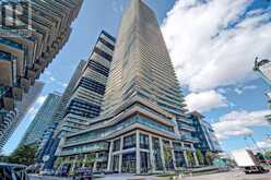 2009 - 38 ANNIE CRAIG DRIVE | Toronto Ontario | Slide Image One