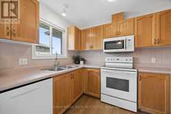 3 BEALL STREET | Lindsay Ontario | Slide Image Twelve