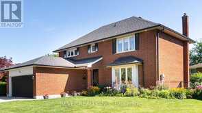54 DANTE CRESCENT | Brantford Ontario | Slide Image Four