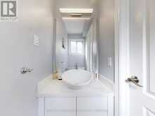 49 KING LOUIS CRESCENT | Toronto Ontario | Slide Image Nine