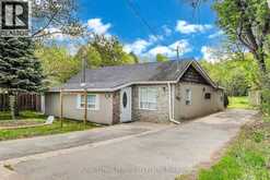 3251 RAVENSHOE ROAD | East Gwillimbury Ontario | Slide Image One