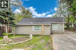 3251 RAVENSHOE ROAD | East Gwillimbury Ontario | Slide Image Two