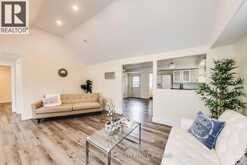 3251 RAVENSHOE ROAD | East Gwillimbury Ontario | Slide Image Seven