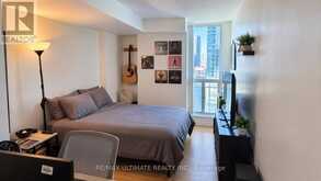 912 - 208 QUEENS QUAY W | Toronto Ontario | Slide Image Nine