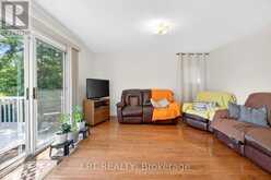 49 KENTISH CRESCENT | Toronto Ontario | Slide Image Twelve