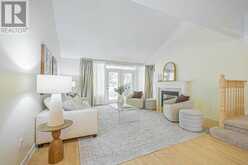 9 WARNOCK GREEN WAY | Markham Ontario | Slide Image Four