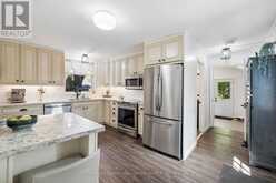 37 ARNOLD CRESCENT | Richmond Hill Ontario | Slide Image Thirteen