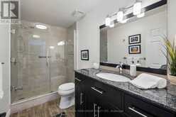 37 ARNOLD CRESCENT | Richmond Hill Ontario | Slide Image Sixteen