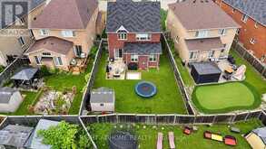 15 SUNDRAGON TRAIL | Bradford West Gwillimbury Ontario | Slide Image Eighteen