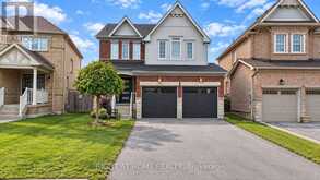15 SUNDRAGON TRAIL | Bradford West Gwillimbury Ontario | Slide Image Two