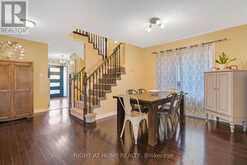 15 SUNDRAGON TRAIL | Bradford West Gwillimbury Ontario | Slide Image Three