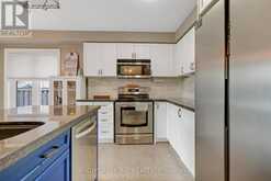 15 SUNDRAGON TRAIL | Bradford West Gwillimbury Ontario | Slide Image Five