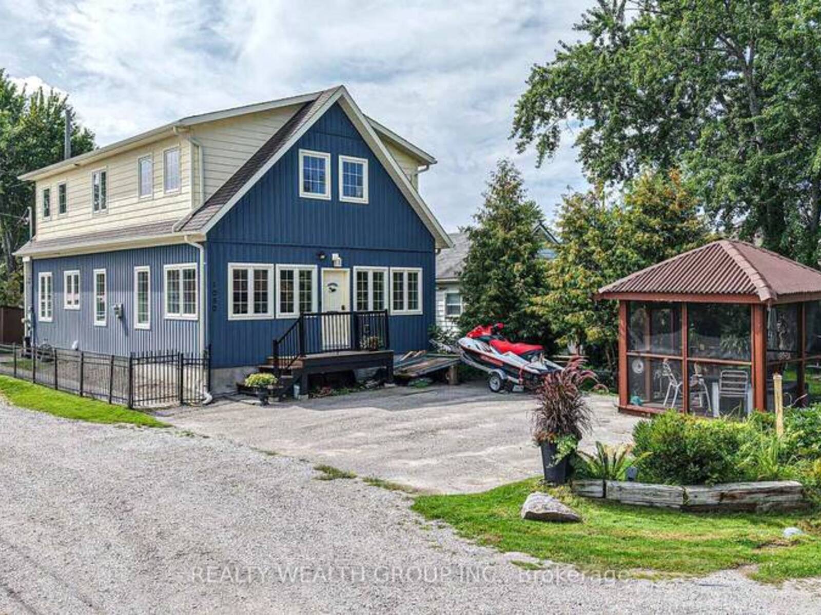 1050 GARDNER PLACE, Innisfil, Ontario L0L 1K0
