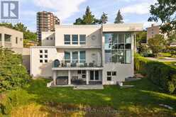 51 KEMPENFELT DRIVE | Barrie Ontario | Slide Image Four