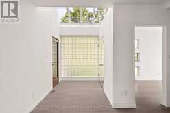 51 KEMPENFELT DRIVE | Barrie Ontario | Slide Image Nine