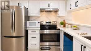 1806 - 550 WEBB DRIVE | Mississauga Ontario | Slide Image Nine